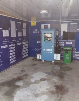 识别下方二维码，添加微信，转发朋